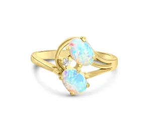 18kt Yellow Gold double White Opal ring