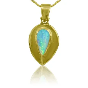 18kt Yellow Gold Opal pendant