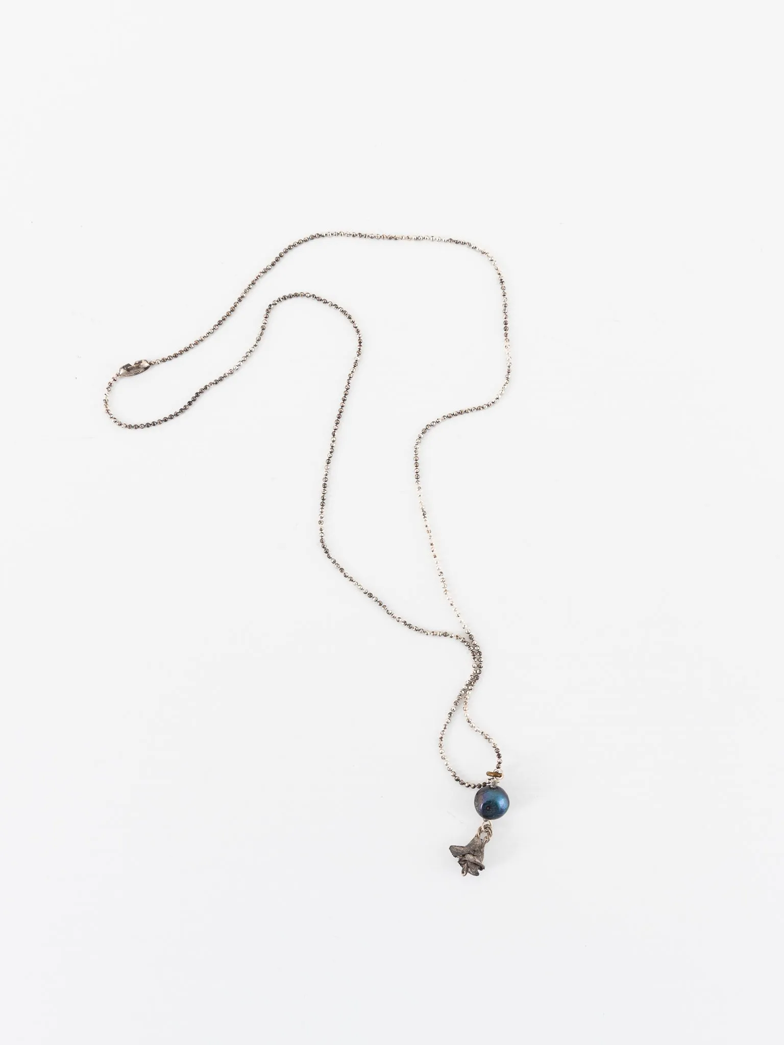 Atelier Inscrire Keshi Pearl with Rose Necklace