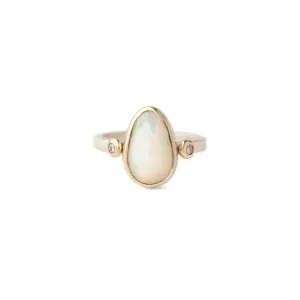 Carolina - Opal Ring