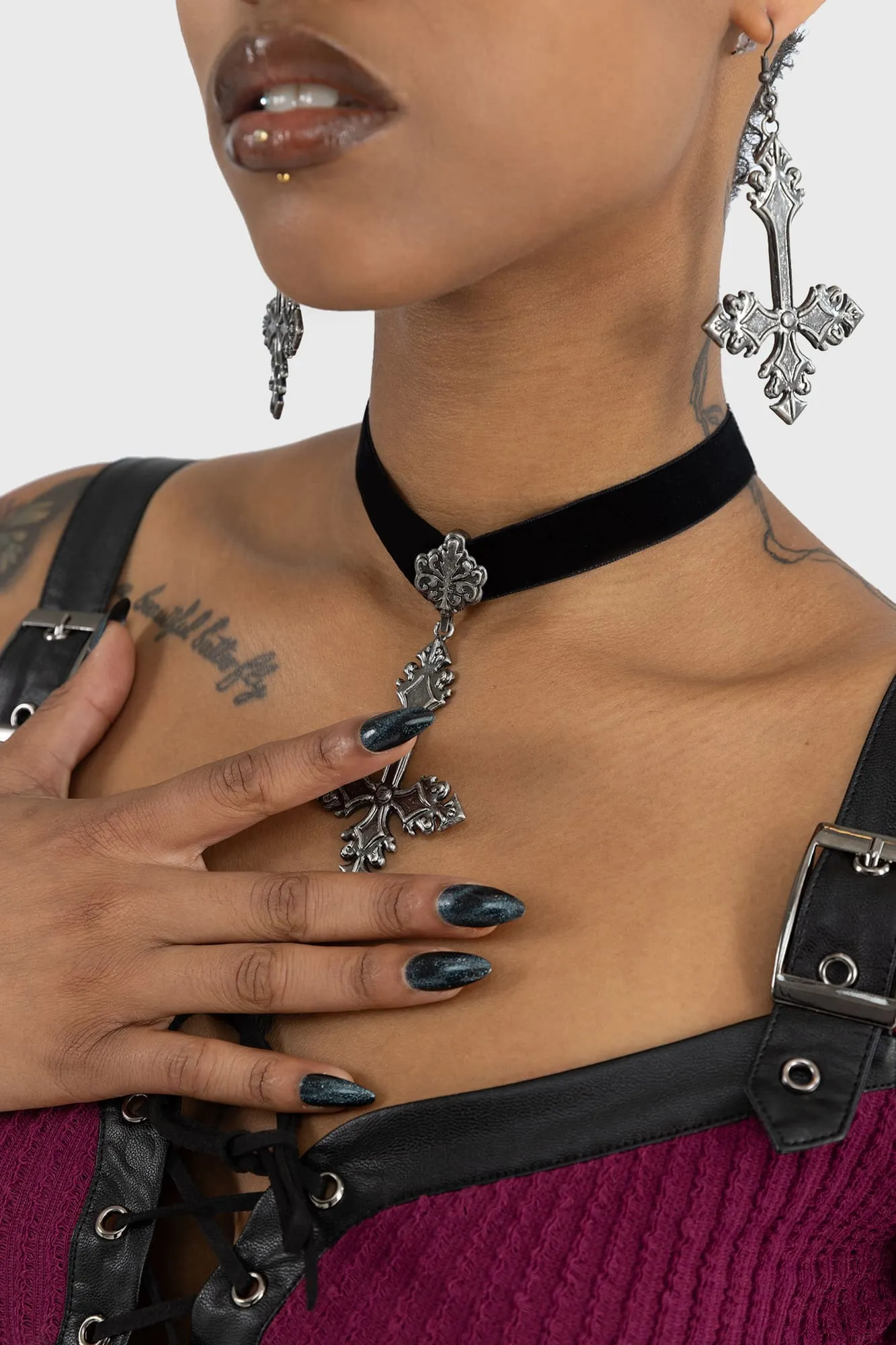 Crossed Fates choker