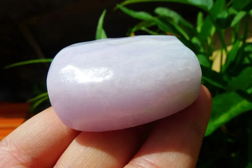 Natural Jade Rough Jadeite Raw (105g,4.8X3.5X2.2cm)