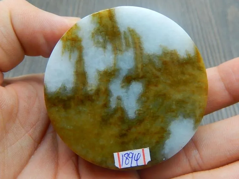 Natural Jade Rough Jadeite Raw (134g, 56X56X16mm)