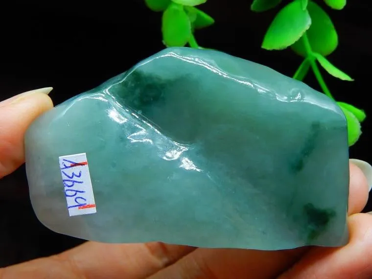 Natural Jade Rough Jadeite Raw (59g, 67X38X12mm)