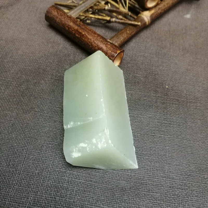 Natural Kunlun Jade Rough Nephrite Raw (128g,6.5X3X2.8cm)