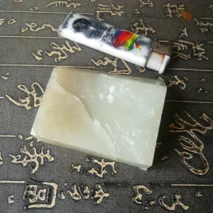 Natural Kunlun Jade Rough Nephrite Raw (165g, 6.5X5X1.5cm)