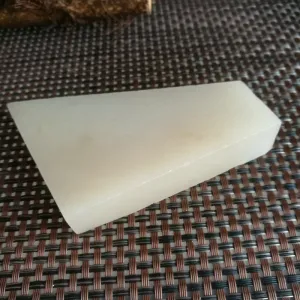 Natural Kunlun Jade Rough Nephrite Raw (184g,8.3X6.5X1.6cm)