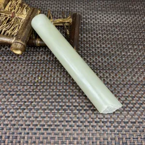 Natural Kunlun Jade Rough Nephrite Raw (200g,14.4X2.4cm)