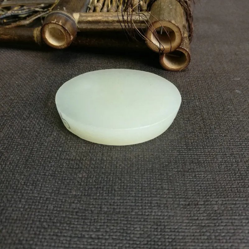 Natural Kunlun Jade Rough Nephrite Raw (48g, 4.8x4x1cm)