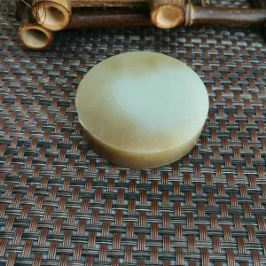 Natural Kunlun Jade Rough Nephrite Raw (5.3X1.3cm)