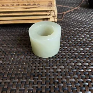 Natural Kunlun Jade Rough Nephrite Raw (65g,3.8X1.8X2.8cm)