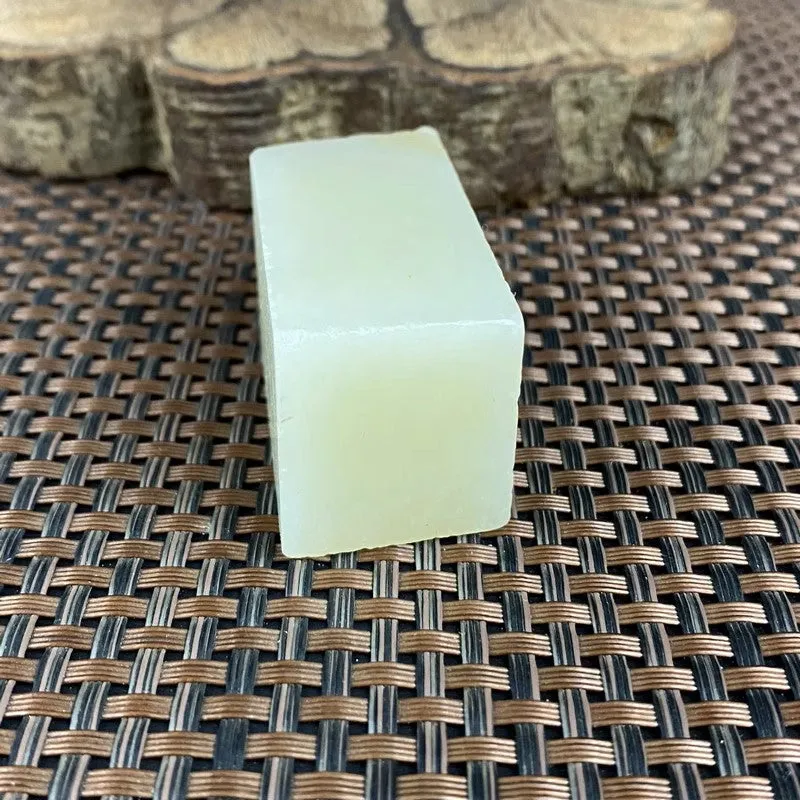 Natural Kunlun Jade Rough Nephrite Raw (80g,4.7X2.5X2.4cm)