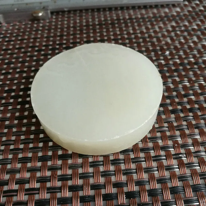 Natural Kunlun Jade Rough Nephrite Raw (82g, 5.5X1.2cm)