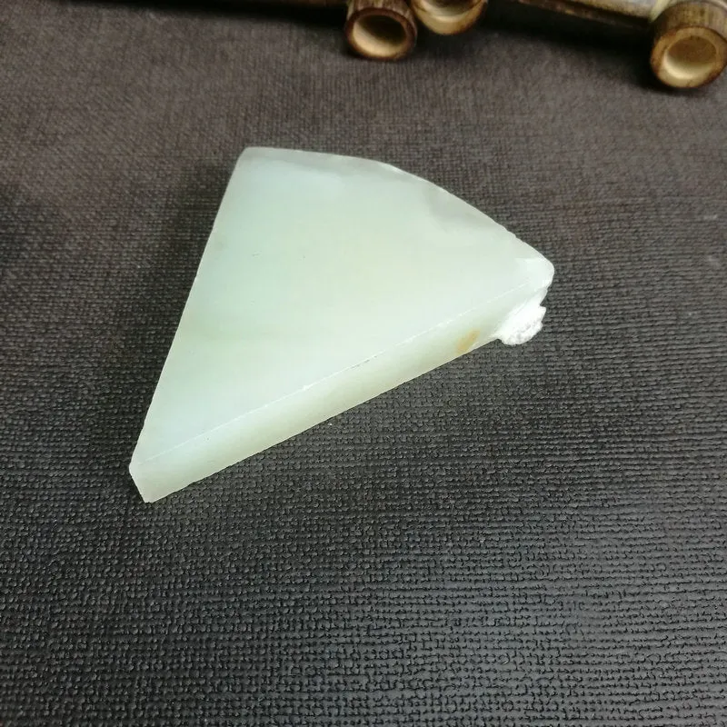 Natural Kunlun Jade Rough Nephrite Raw (90g,7X6X1.3cm)