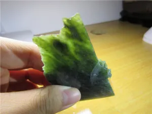 Natural Siberian Jade Rough Russia nephrite Raw (74.45g, 80X44X15mm)