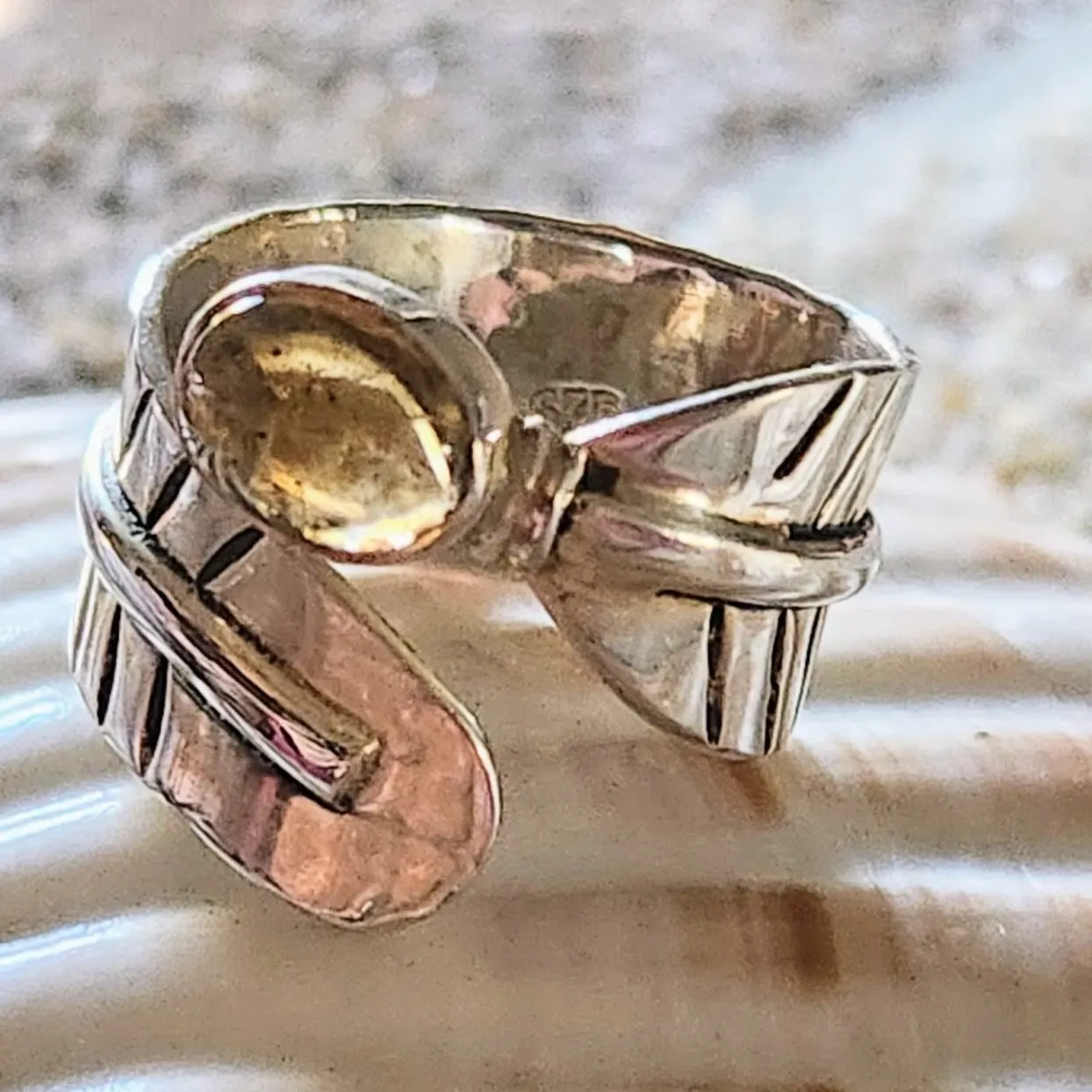 SILVER LEAVES - CITRINE / ADJUSTABLE RING